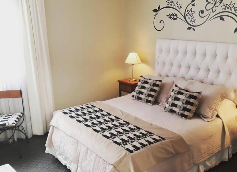 Номер Стандарт, Boutique 3 Poniente