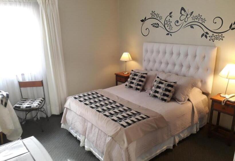 Номер Стандарт, Boutique 3 Poniente