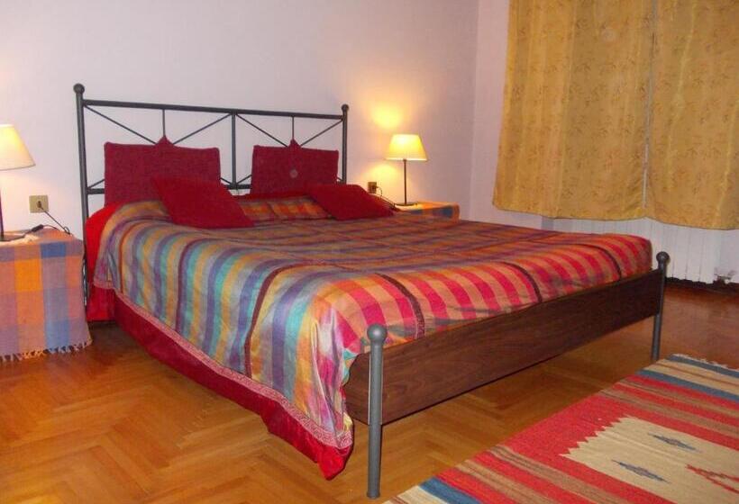 اتاق لوکس سه تخته, Big Brother Bed & Rooms