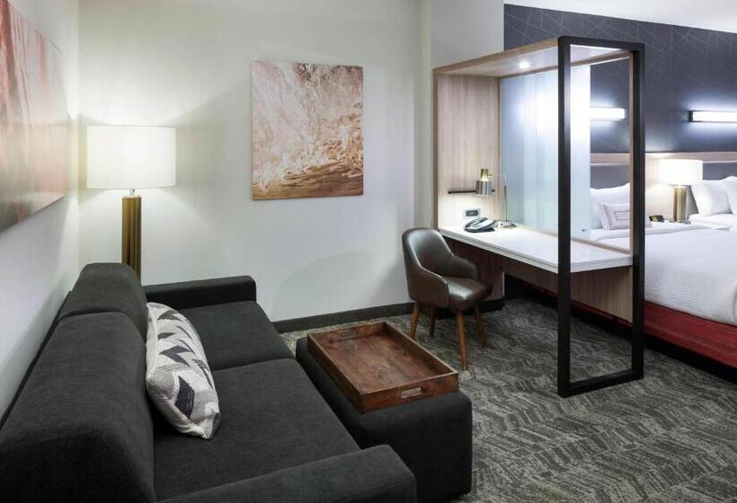 带阳台套房, Springhill Suites By Marriott Clearwater Beach