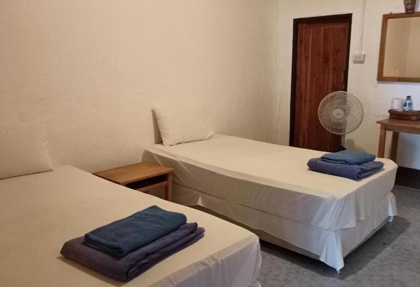 이코노미 룸, Kradan Beach Resort