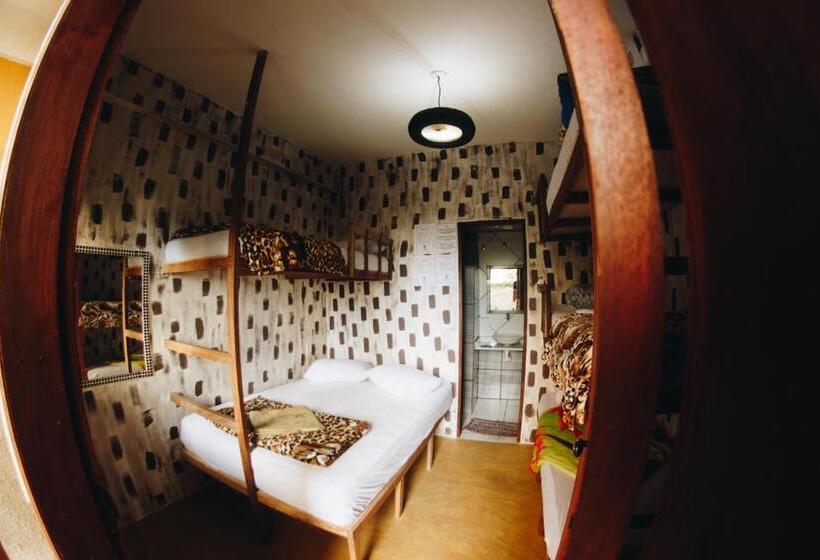 اتاق خانوادگی, Hostel Da Bruna   Botafogo