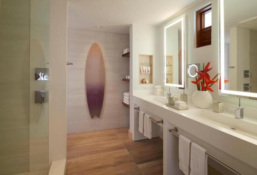 سوئیت با بالکن, Sandals Royal Barbados All Inclusive  Couples Only