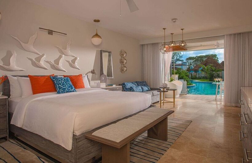 سوئیت کلاب, Sandals Royal Barbados All Inclusive  Couples Only