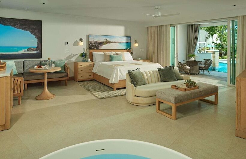 سوئیت با بالکن, Sandals Royal Barbados All Inclusive  Couples Only