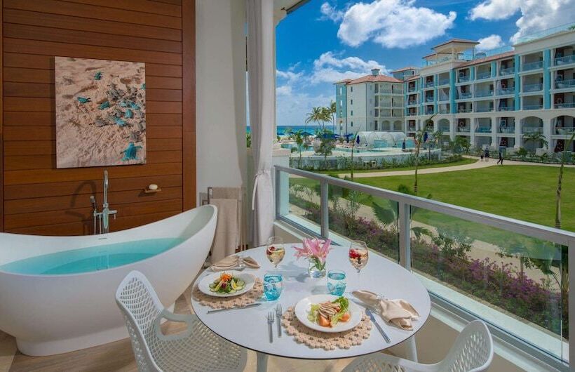 سوئیت رویال, Sandals Royal Barbados All Inclusive  Couples Only