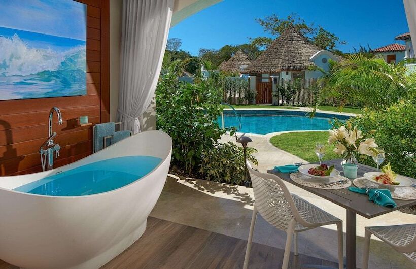 سوئیت کلاب, Sandals Royal Barbados All Inclusive  Couples Only
