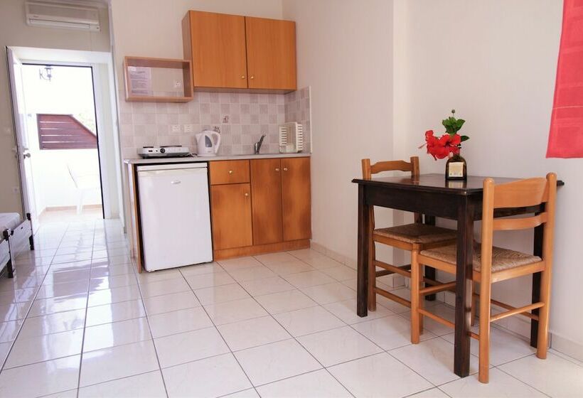 １ベッドルームアパートメント, Ampavris Family Apartments