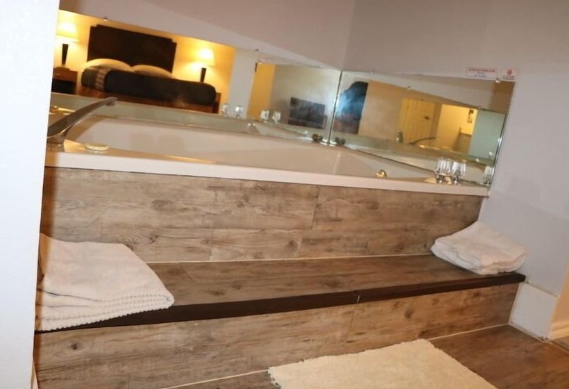 Family Suite, Bent Tree Motel