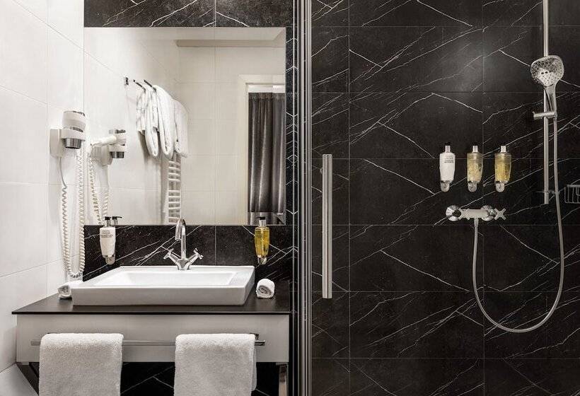 Номер Стандарт, Wyndham Grand Krakow Old Town