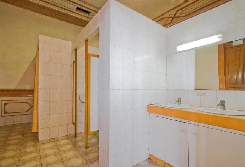 تختخواب در اتاق مشترک, La Casa Roja Hostel