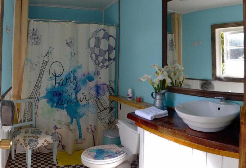 Кровать в Общей Комнате, La Guapa Hostel