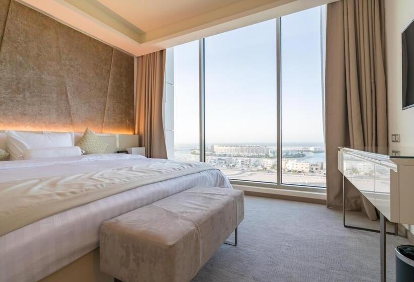 Deluxe Suite Sea View, The Grove Hotel & Conference Centre Bahrain