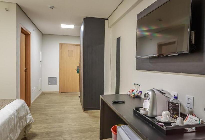اتاق پرمیوم, Dubai Suites