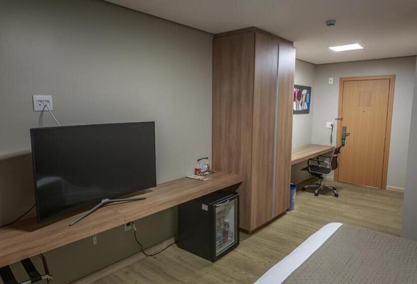 اتاق پرمیوم, Dubai Suites