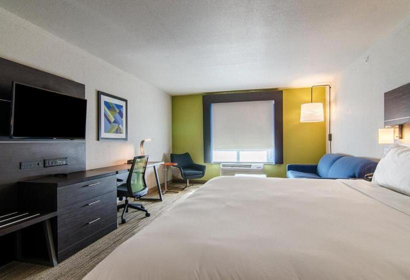 Люкс Кровать Кинг, Holiday Inn Express & Suites   Atchison, An Ihg