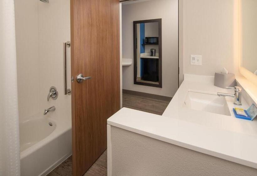 이그제큐티브 룸, Holiday Inn Express & Suites   Camas, An Ihg