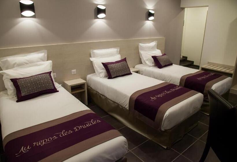 Номер Стандарт Трехместный, The Originals City, Le Relais Des Carnutes Brezolles Verneuil Sur Avre
