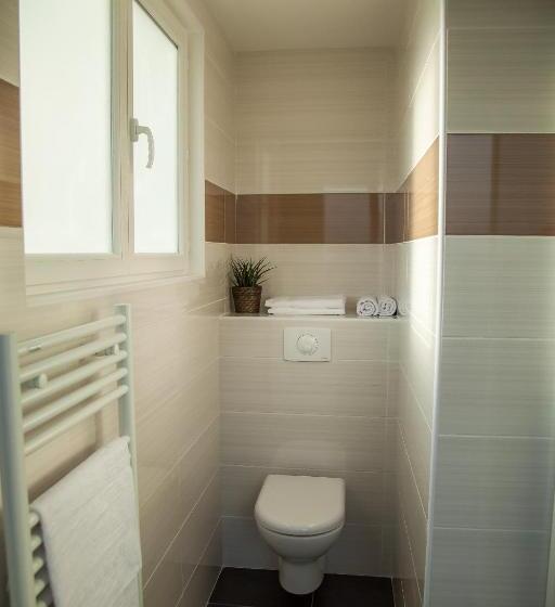 Четырехместный Номер Стандарт, The Originals City, Le Relais Des Carnutes Brezolles Verneuil Sur Avre