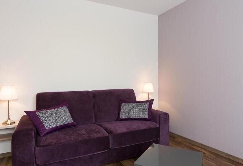 4인용 수피리어 룸, The Originals City, Le Relais Des Carnutes Brezolles Verneuil Sur Avre