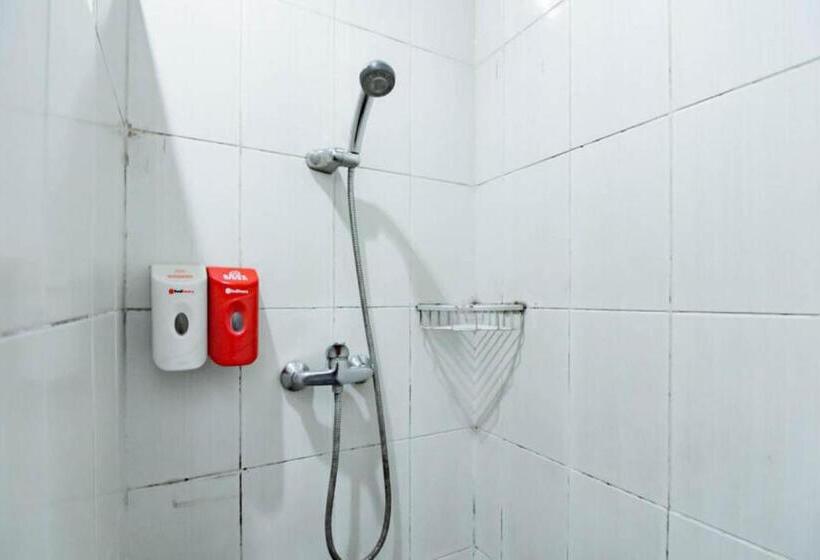 스탠다드 룸, Reddoorz Near Lembang Park & Zoo 2