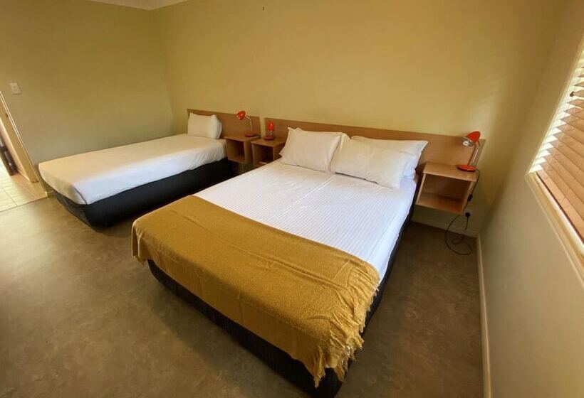 Номер Deluxe, Country Roads Motor Inn Gayndah