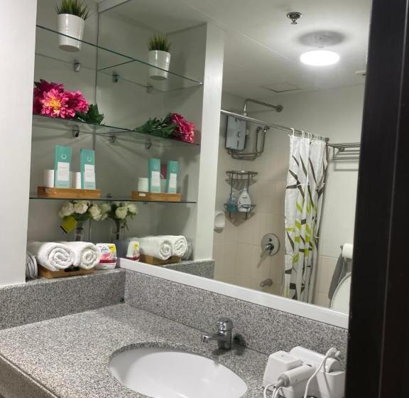 آپارتمان 1 خوابه با بالکن, Eves Urban Haven