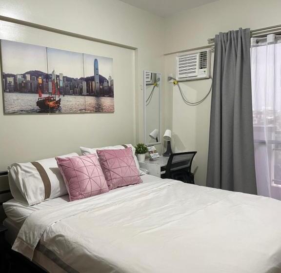 آپارتمان 1 خوابه با بالکن, Eves Urban Haven
