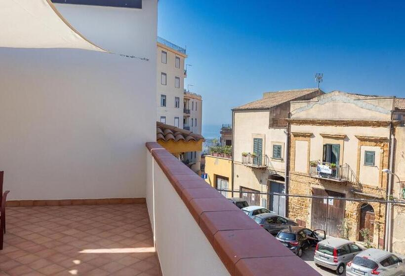 اتاق استاندارد با تراس, Domus Noem   Locazione Turistica