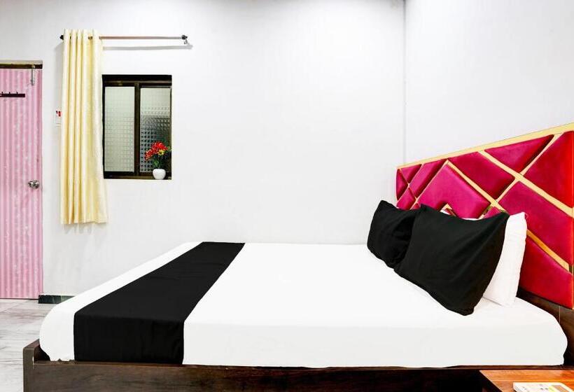 Трехместный Номер Классика, Spot On Hotel Yatri