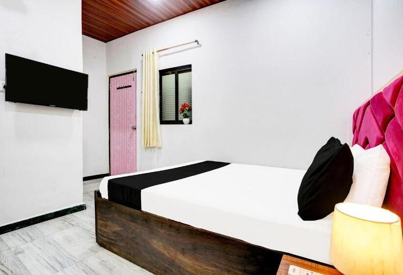 Трехместный Номер Классика, Spot On Hotel Yatri