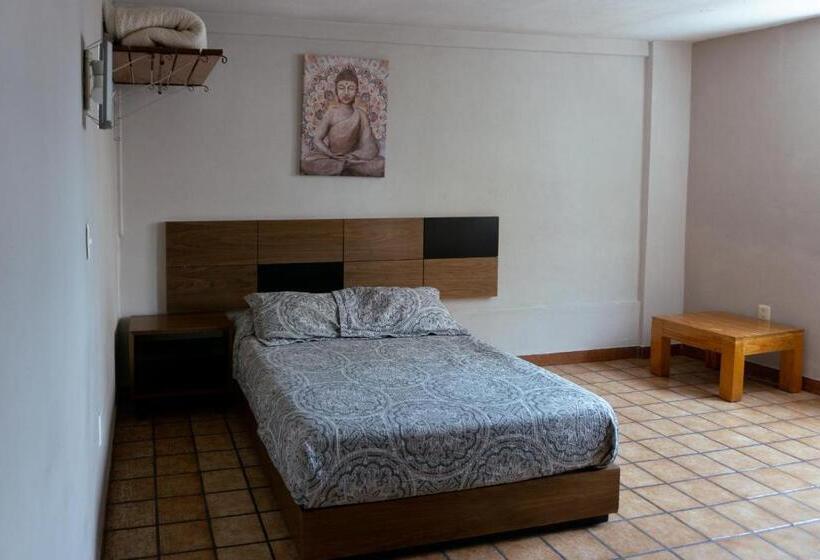 اتاق استاندارد یک نفره, Casa Barcelona San Luis Potosí