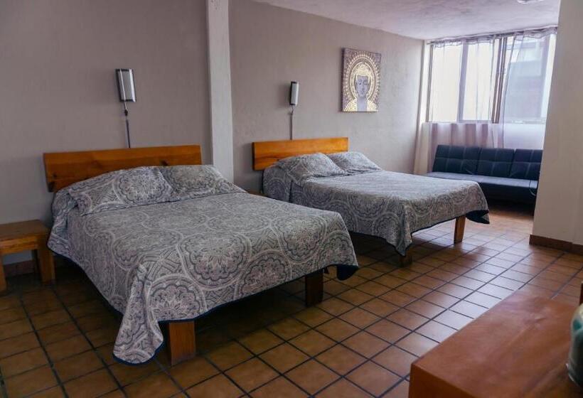 اتاق استاندارد, Casa Barcelona San Luis Potosí