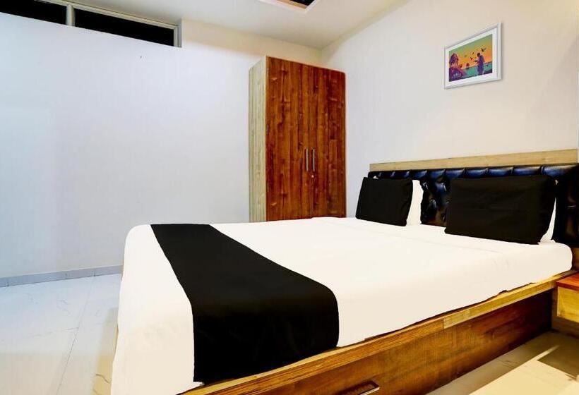 Трехместный Номер Классика, Oyo Aamrai Resort