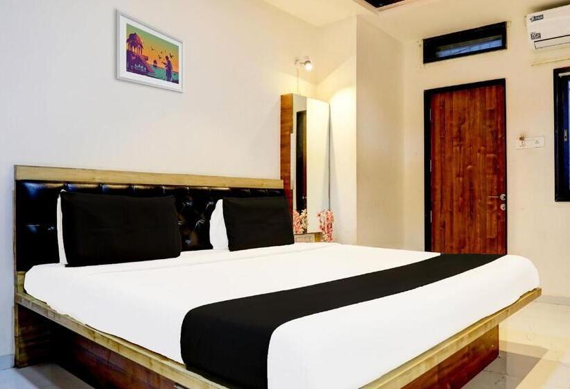 Трехместный Номер Классика, Oyo Aamrai Resort