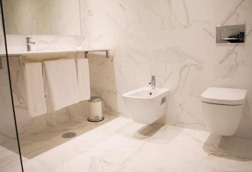 اتاق استاندارد سه نفره, Feira Hostel & Suites
