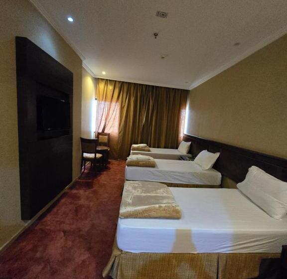 Номер Стандарт Трехместный, Diouf Al Maqam Hotel 4