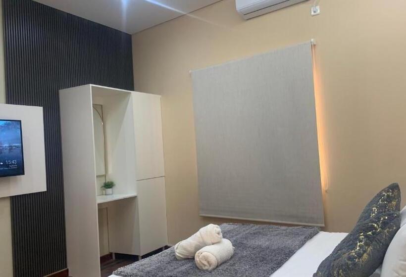 اتاق لوکس, Sun City Accomodation
