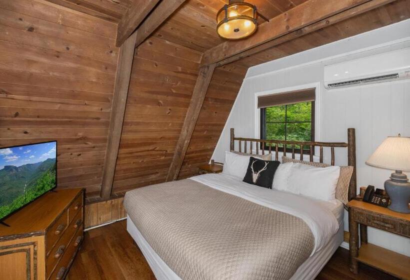 Четырехместный Номер Стандарт, Switzerland Inn