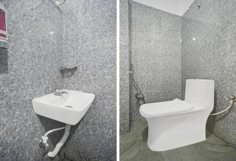 اتاق کلاسیک سه تخته, O Arsh Residential