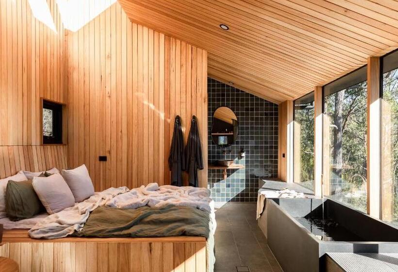 디럭스 룸, Hunter Huon Valley Cabin One