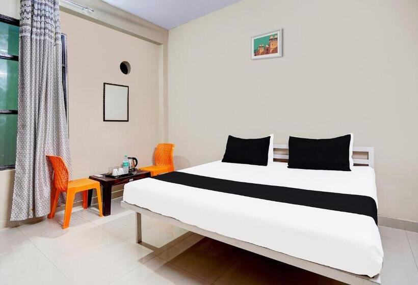 Трехместный Номер Классика, O Om Hotel And Restaurant