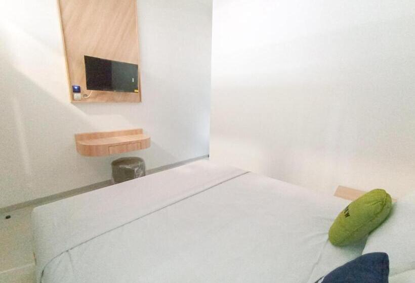 Номер Superior, Urbanview Hotel Subali Purwokerto