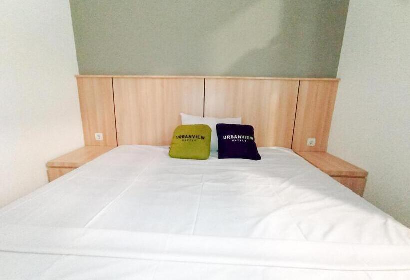 Номер Superior, Urbanview Hotel Subali Purwokerto