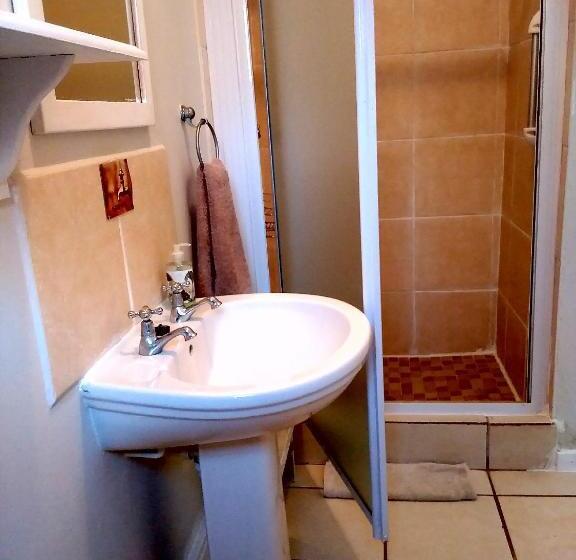 Люкс, Antique Silk Self Catering Unit