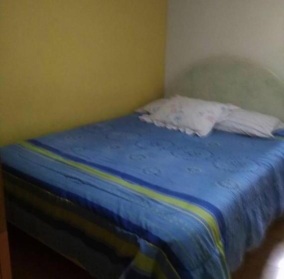 经济型家庭间, Hostal Rozal Spa Hospicio