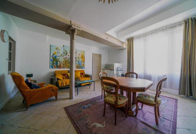 Студия Стандарт, Gîte En Face Du Château De Nizas, Renovation Totale Et Changement De Proprietaire, 4 Chambres D Hôte