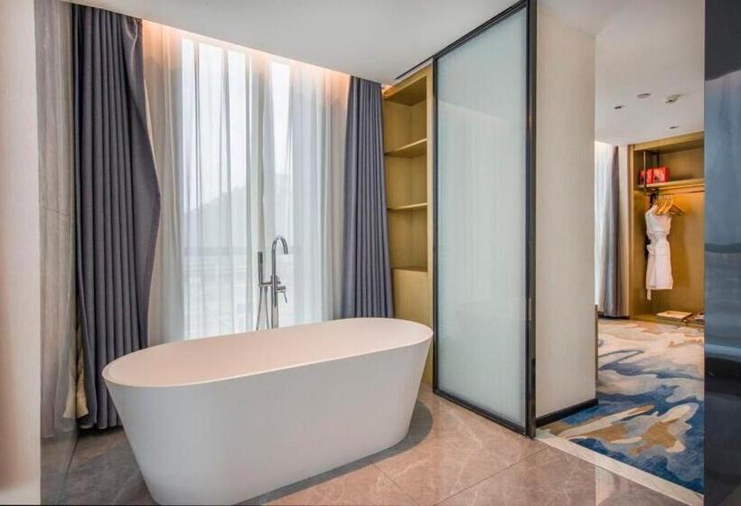 اتاق لوکس خانوادگی, Eastern Casa Hotel Yiwu