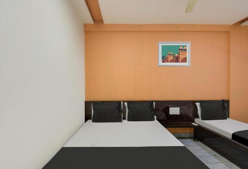 三人经典房间, Oyo Hotel Jai Shree Shyam