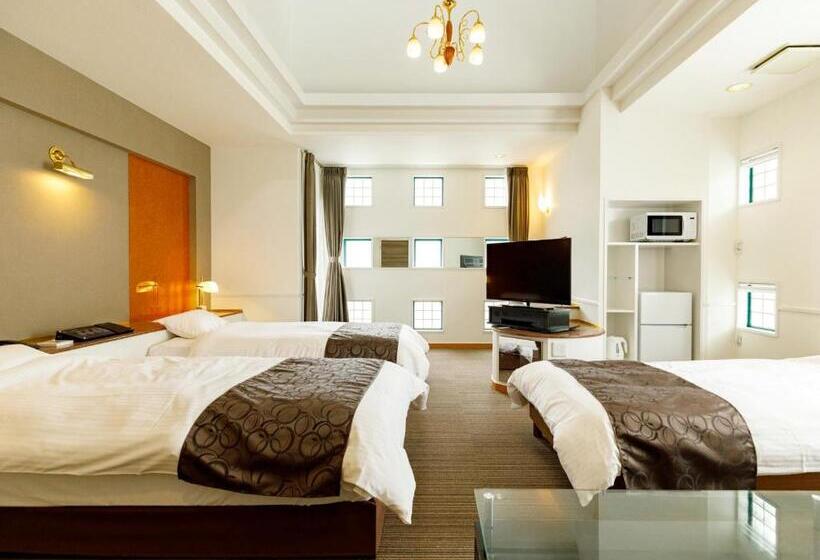 Quarto Triplo Estandar, 別府観光ホテルエース